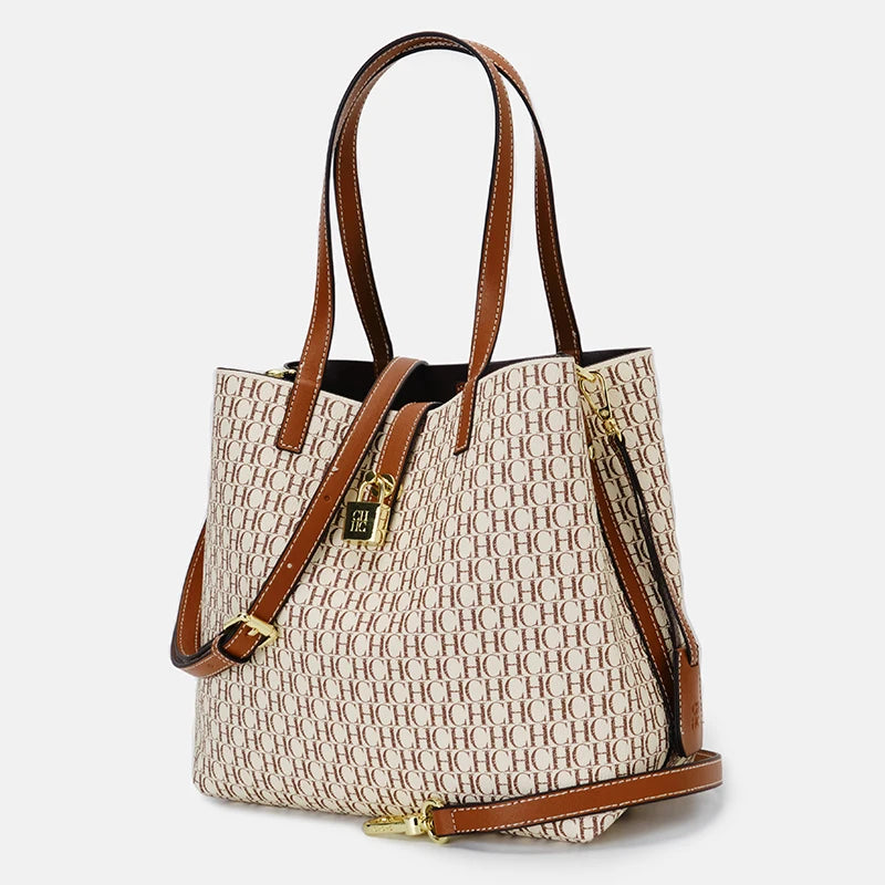 Bella Prestige- Bolso femenino CH de gran capacidad, elegante y versátil.