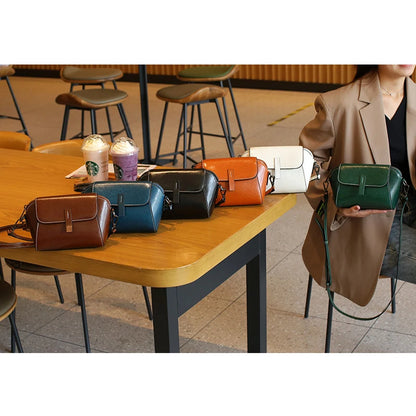 Aurora Class- – Bolso Concha para Mujer de Cuero Genuino, Elegante y Compacto