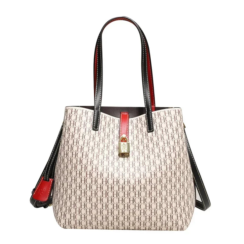 Bella Prestige- Bolso femenino CH de gran capacidad, elegante y versátil.
